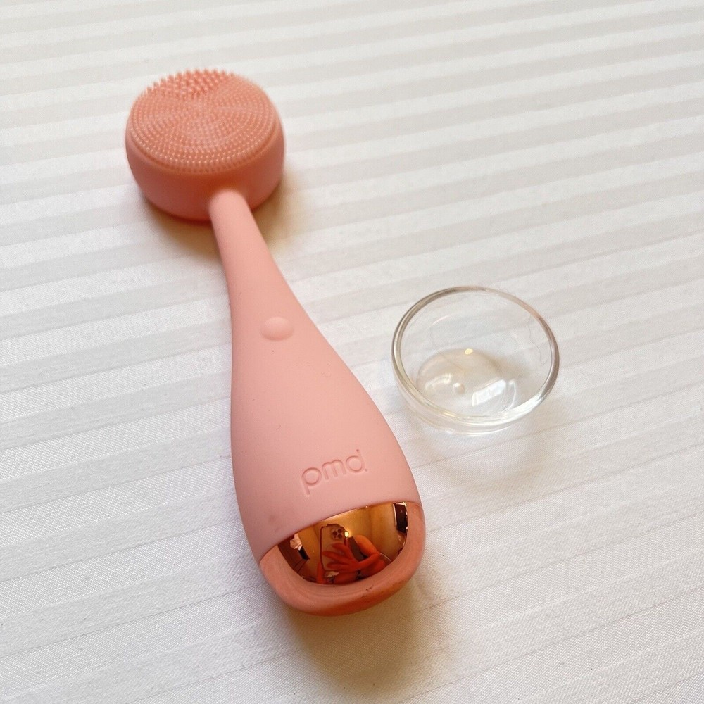 PMD Clean Smart Facial Cleansing Device Silicone Brush 4001 Waterproof
